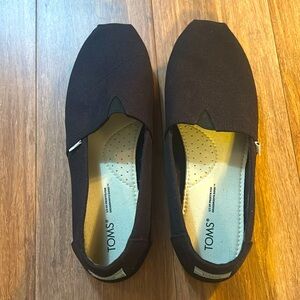 Toms slipons
